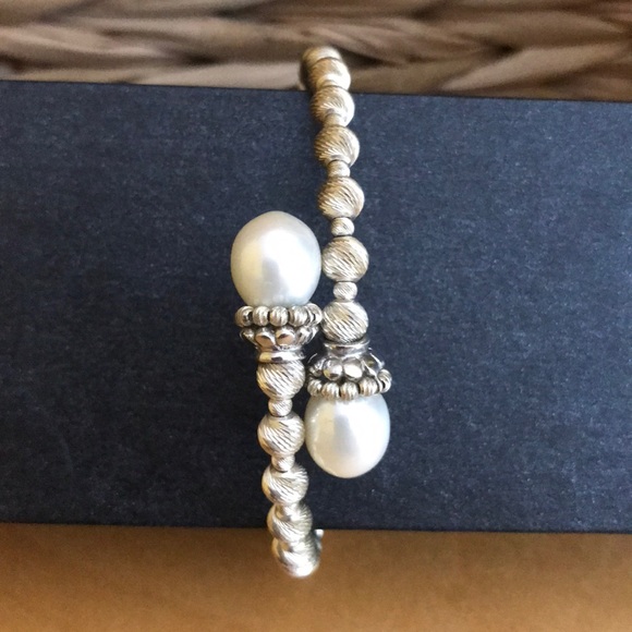 Jewelry - Freshwater Pearls Bracelet